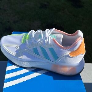 adidas ZX 2K Boost W in Blue and White